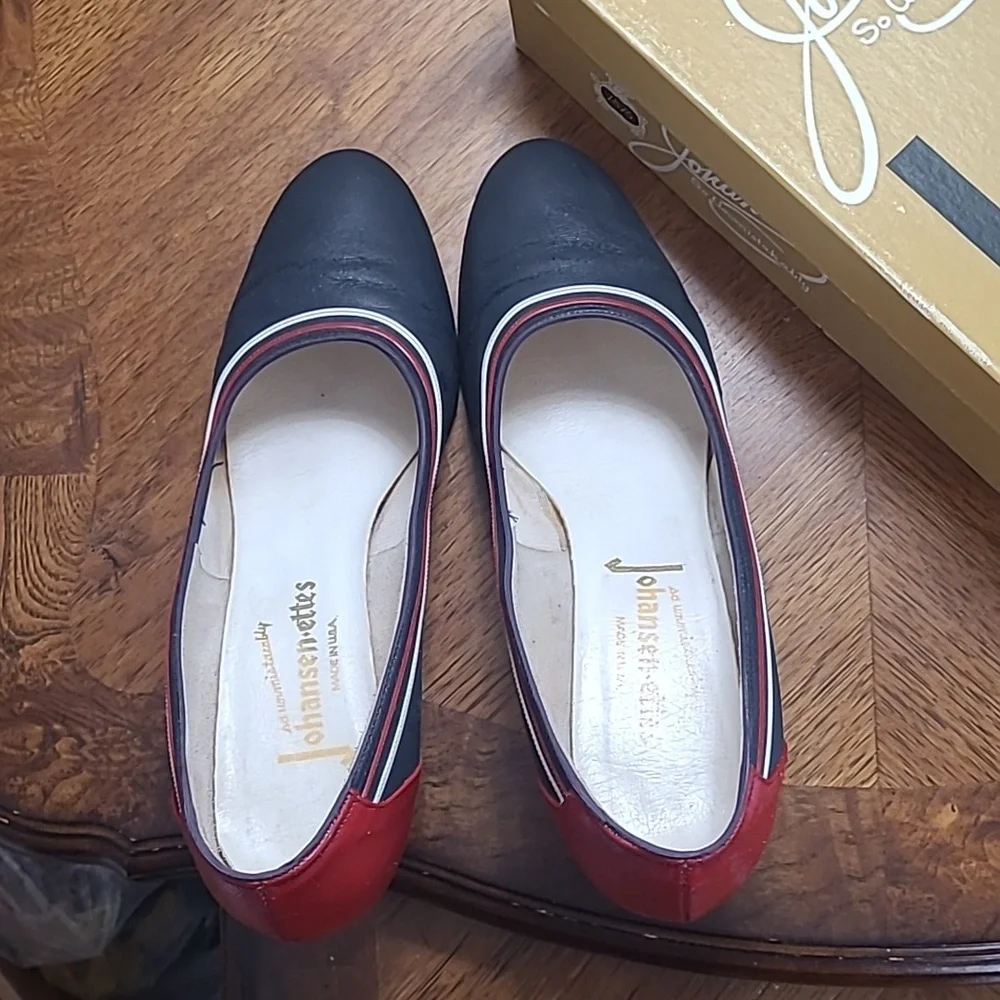 Vintage Johansen Adlib Womens 8.5 classic leather red white blue dress shoes